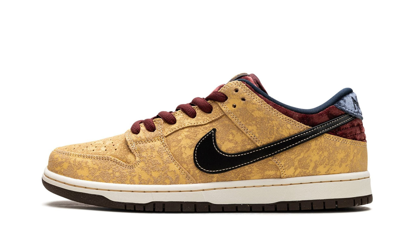 SB Dunk Low City of Cinema - Nike - SecondPlace