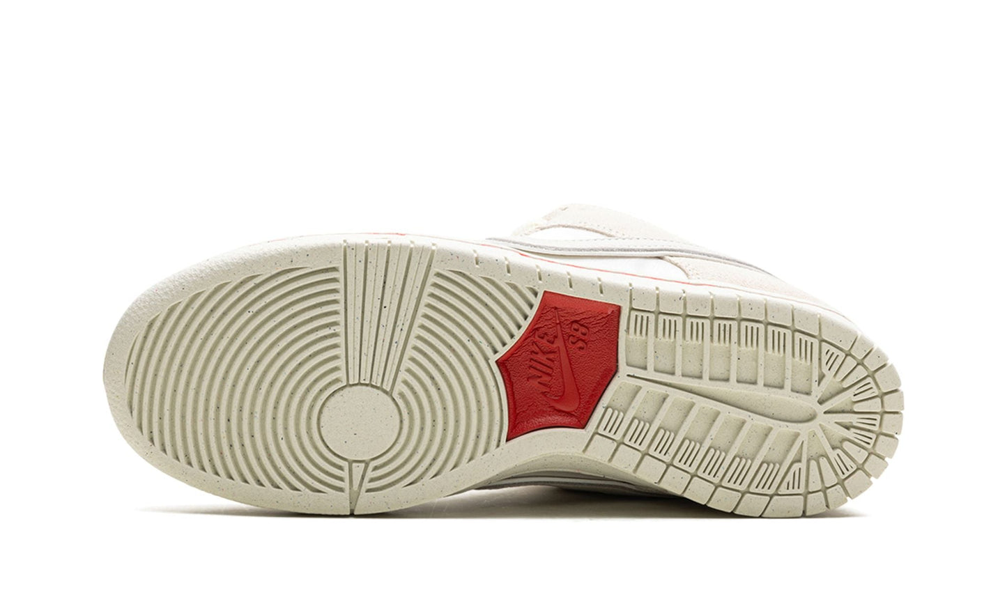 SB Dunk Low City of Love Light Bone - Nike - SecondPlace