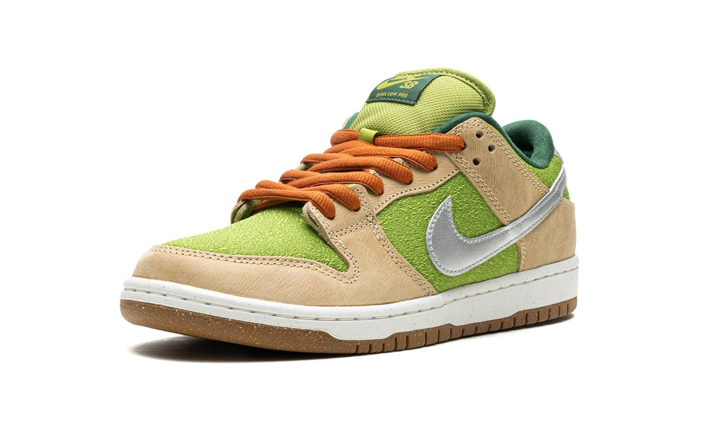 SB Dunk Low Escargot - Nike - SecondPlace