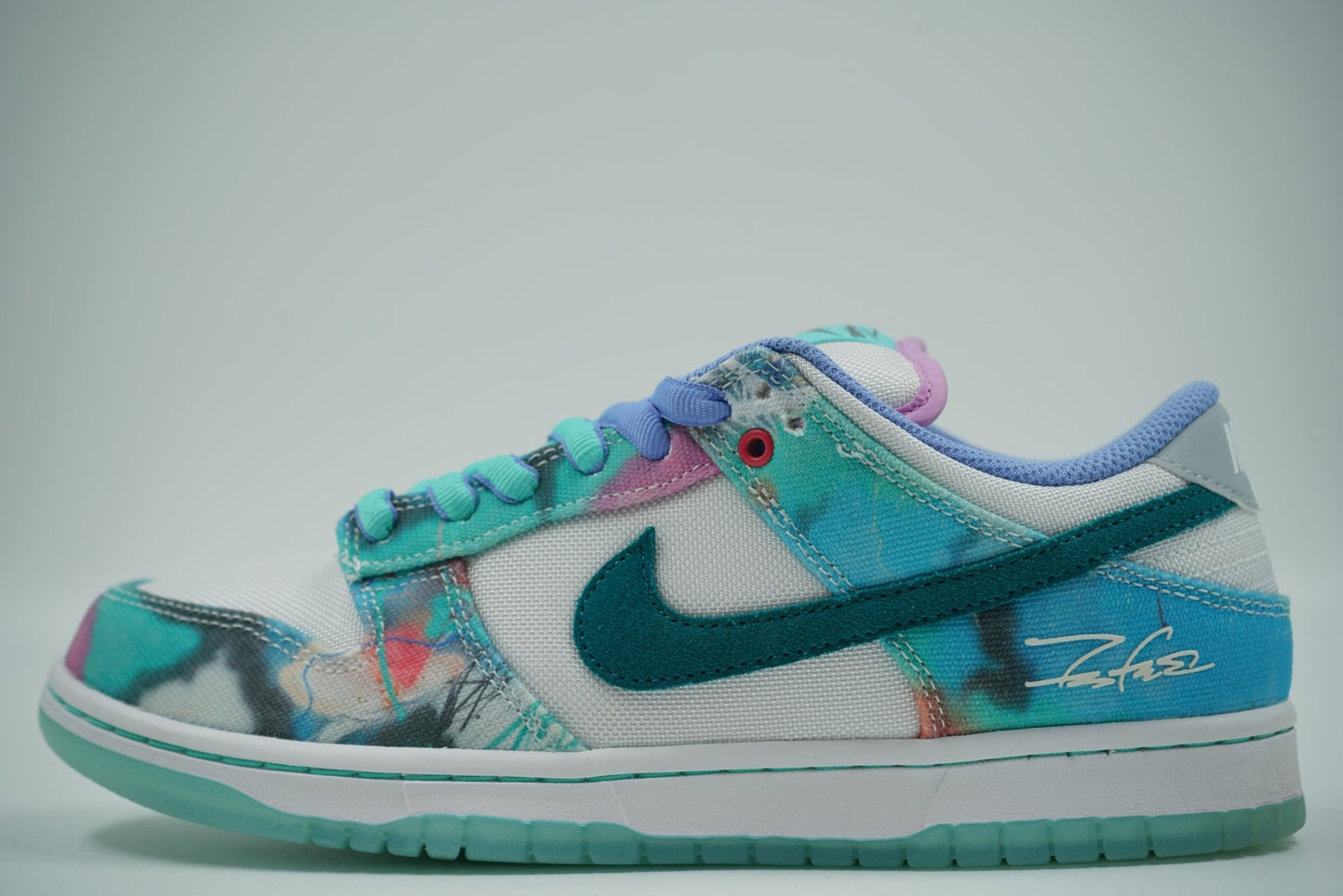 SB Dunk Low Futura Labratories - Nike - SecondPlace
