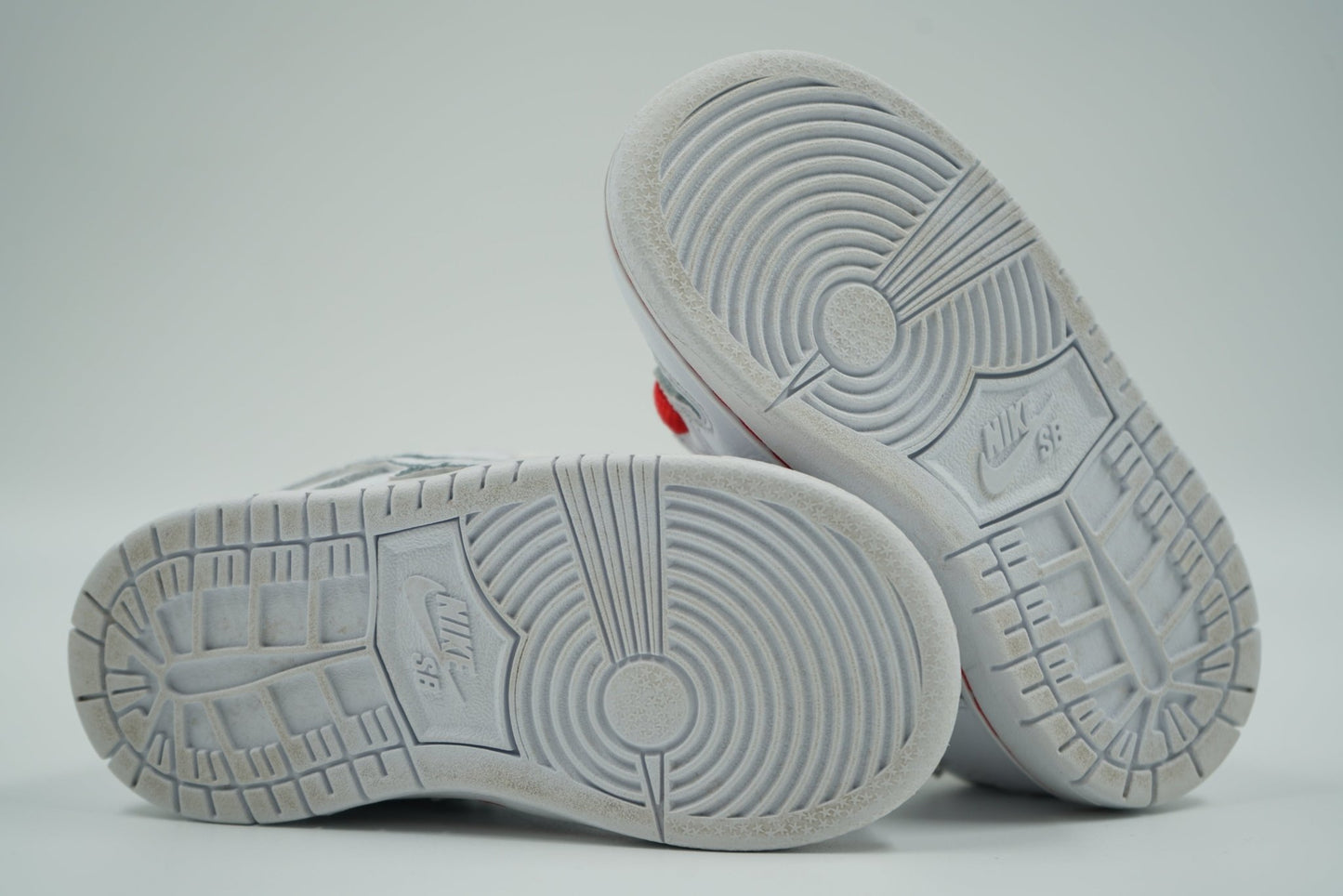 SB Dunk Low Great White - Nike - SecondPlace