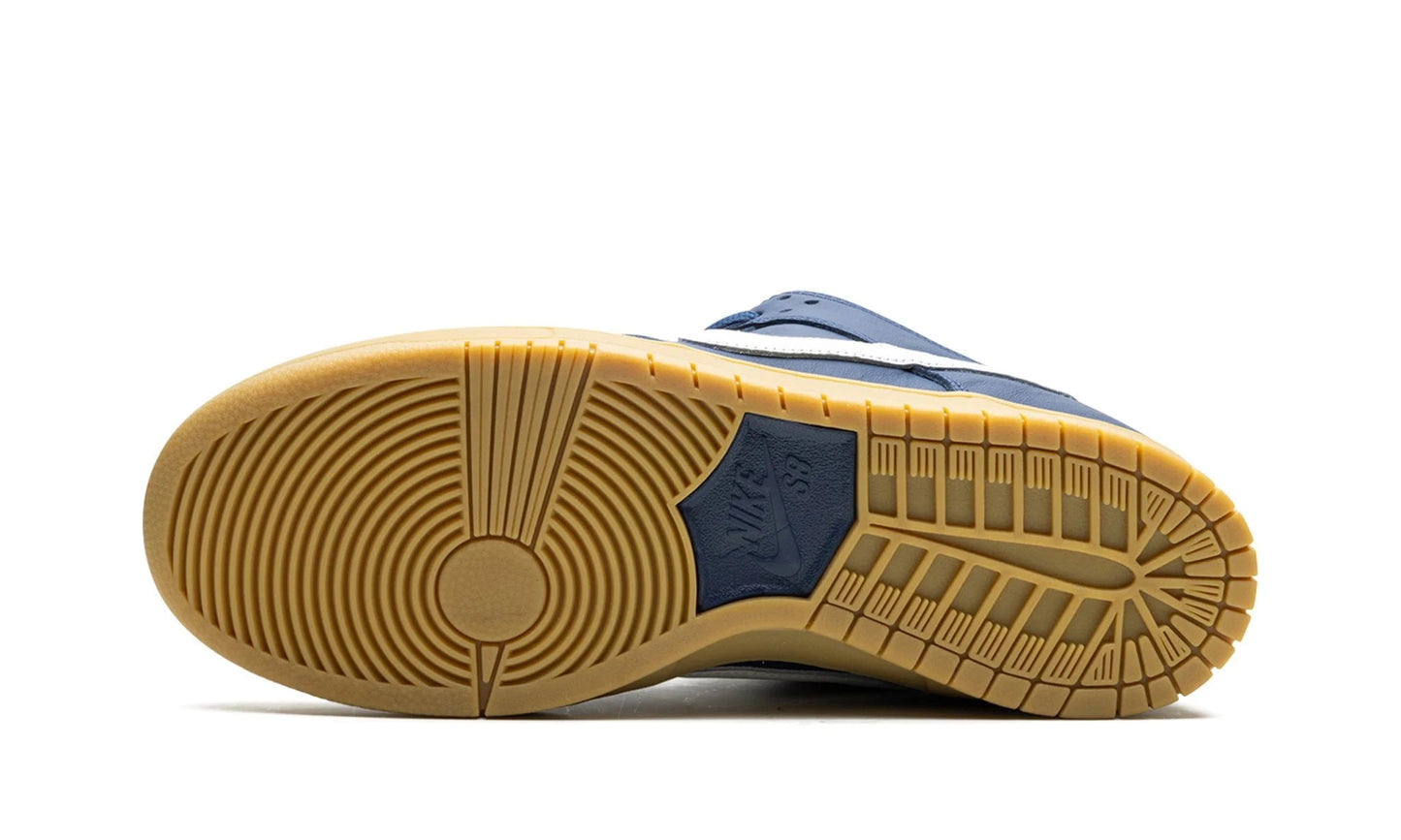 SB Dunk Low Navy Gum - Nike - SecondPlace