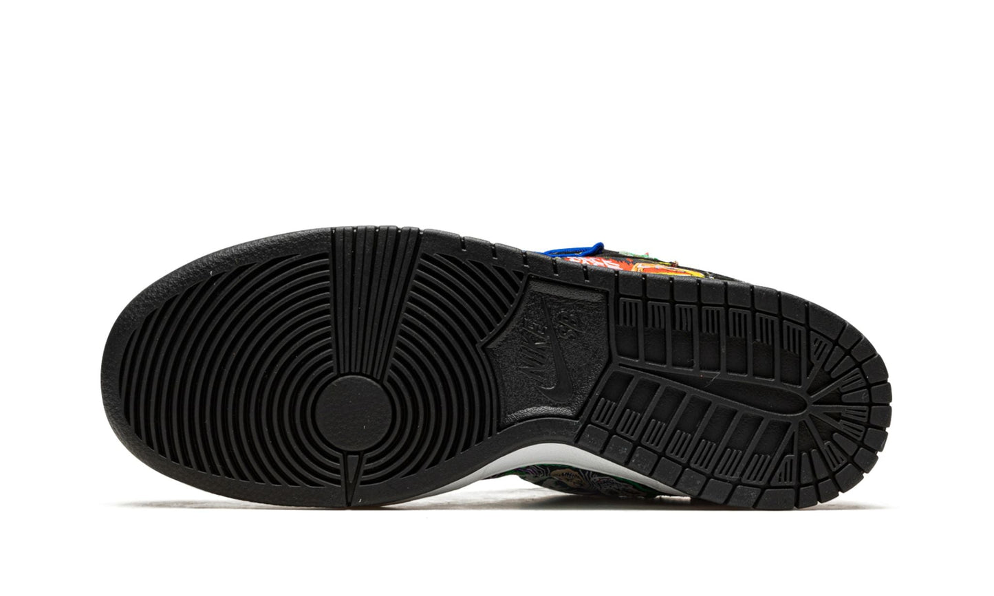 SB Dunk Low Neckface - Nike - SecondPlace