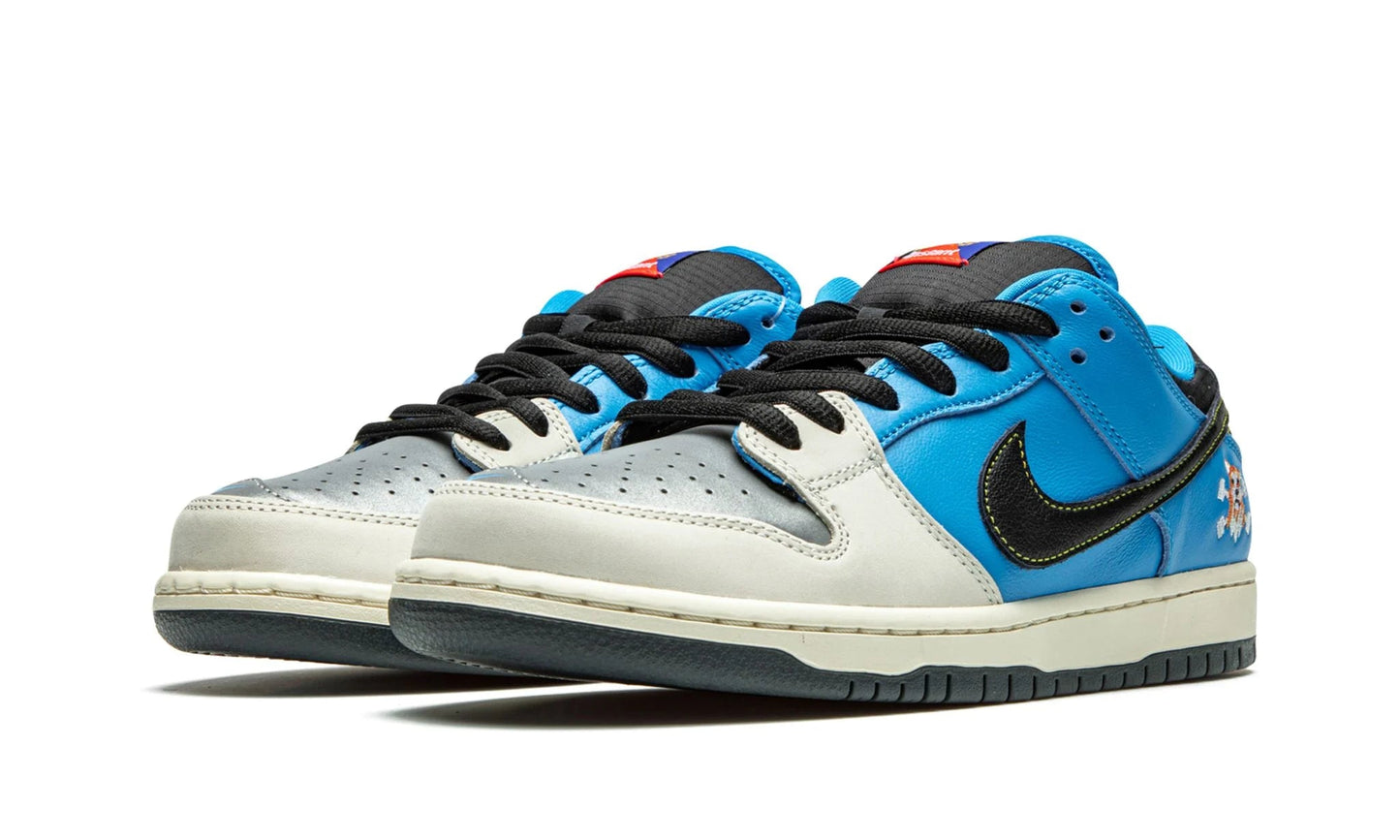 SB Dunk Low PRO "Instant Skateboards" - Nike - SecondPlace