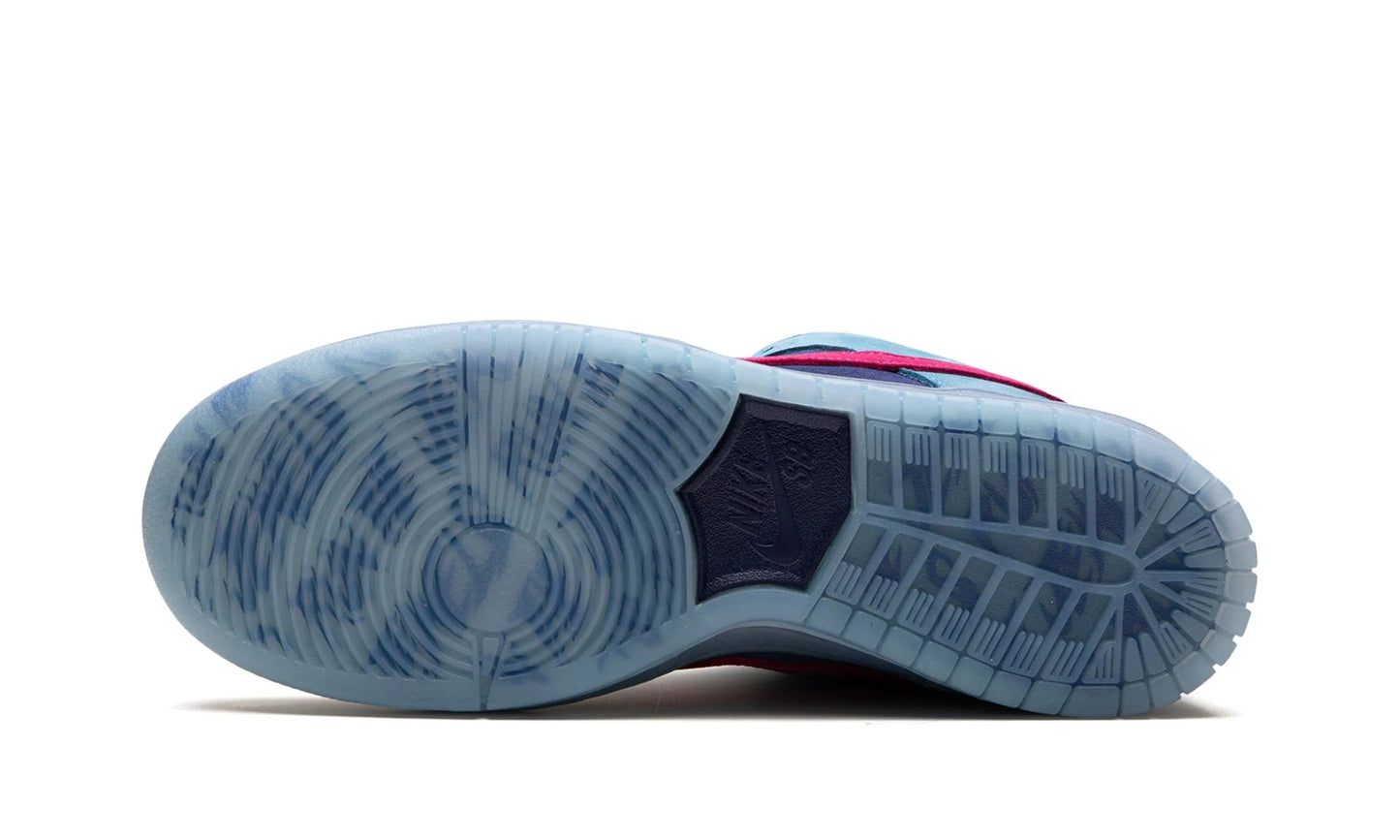 SB Dunk Low Run The Jewels 4/20 - Nike - SecondPlace