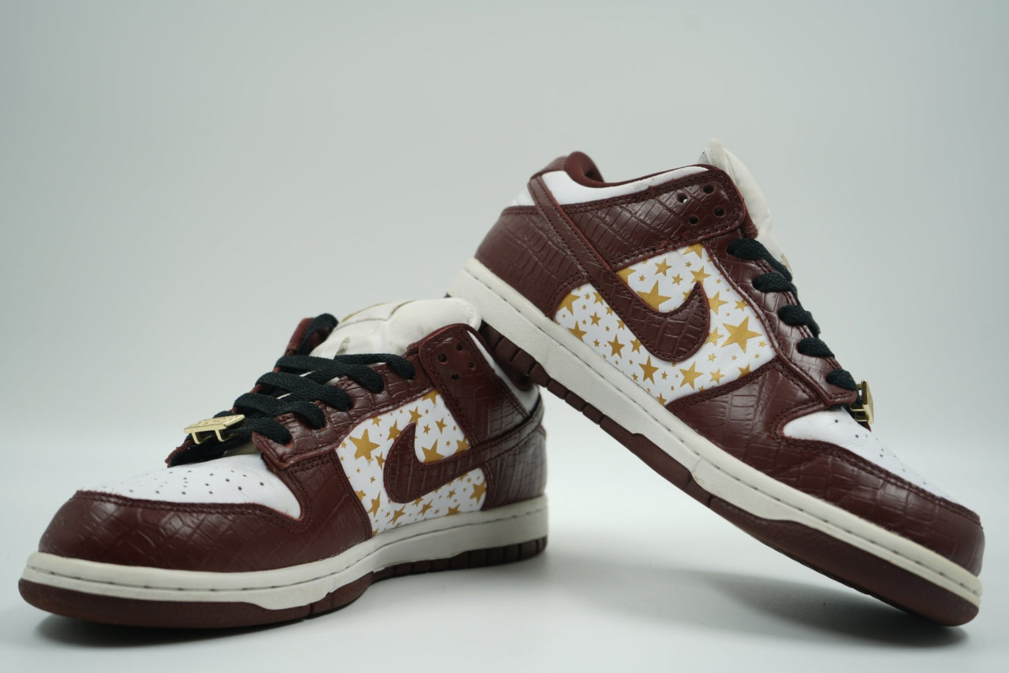 SB Dunk Low Supreme Stars Barkroot Brown - Nike - SecondPlace