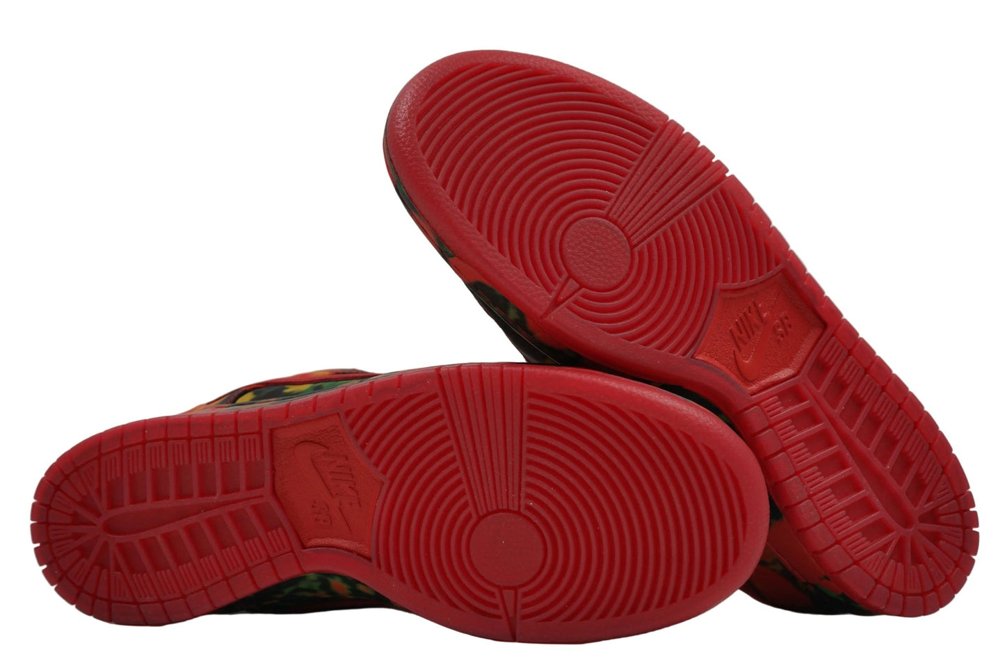 SB Dunk Low The Wizard Of Oz Poppy Field - Nike - SecondPlace