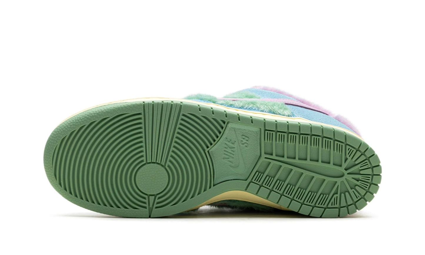 SB Dunk Low Verdy Visty - Nike - SecondPlace