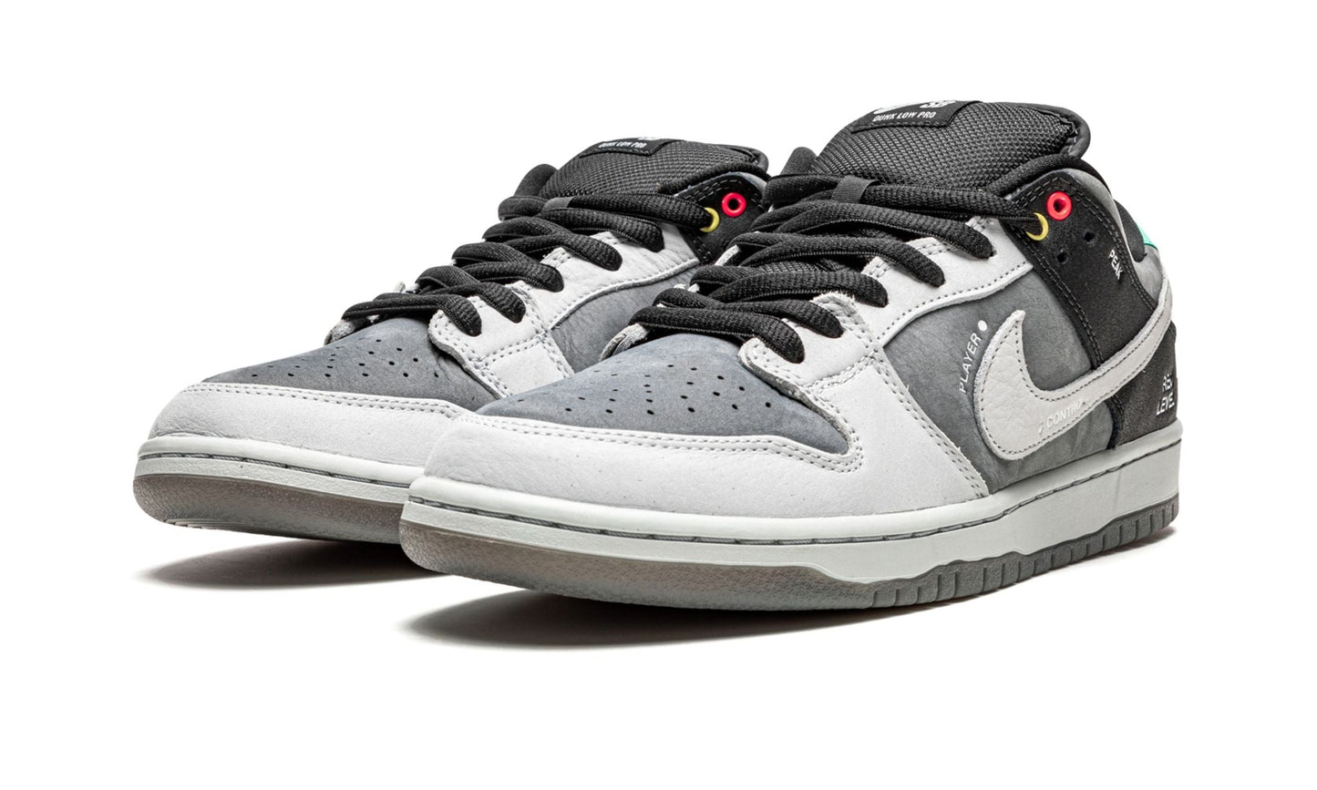 SB Dunk Low "VX1000" - Nike - SecondPlace
