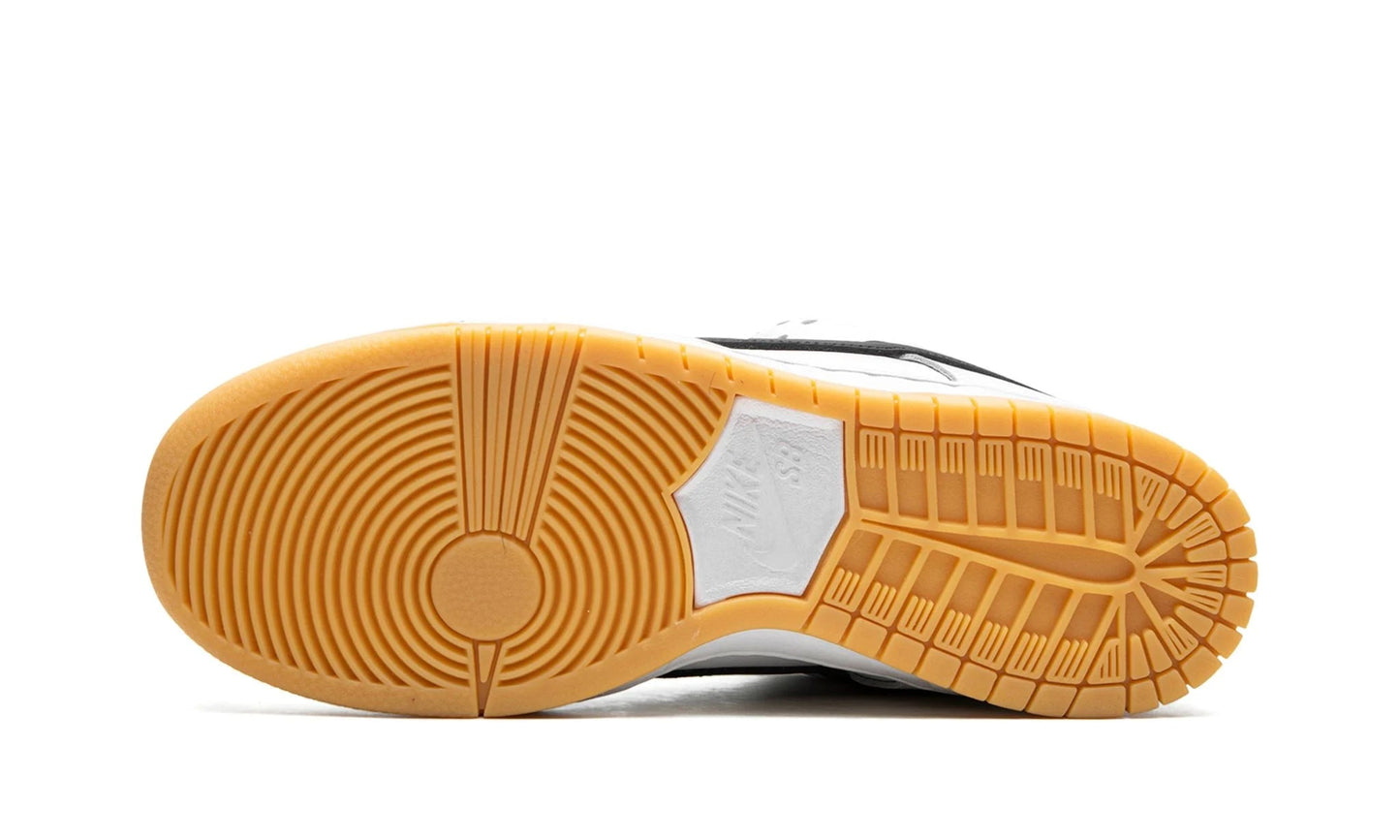 SB Dunk Low White Gum - Nike - SecondPlace