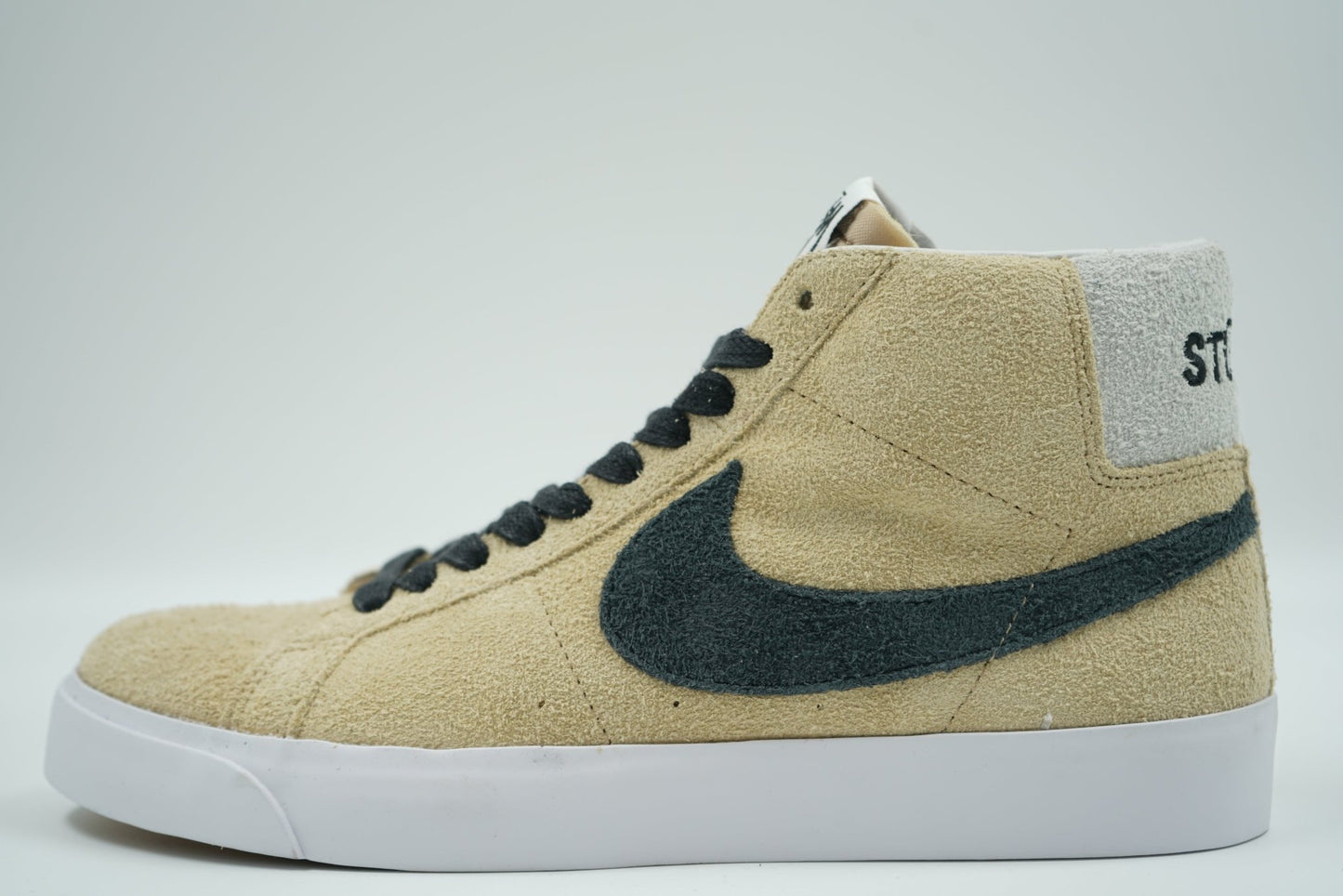 SB Zoom Blazer Mid Stussy - Nike - SecondPlace