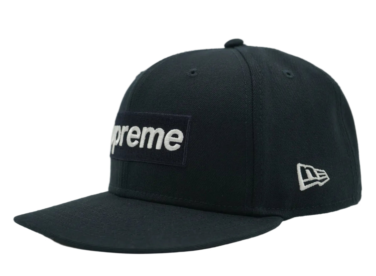 Pre-owned Supreme x New Era Grinch Box Logo 59Fifty fitted cap in navy, side view
