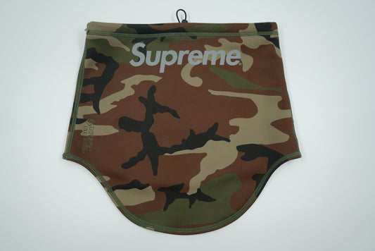 Supreme Windstopper Woodland Camo Neckgaiter - Supreme - SecondPlace