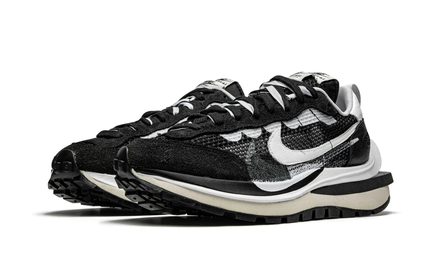 Vaporwaffle Sacai Black White - Nike - SecondPlace