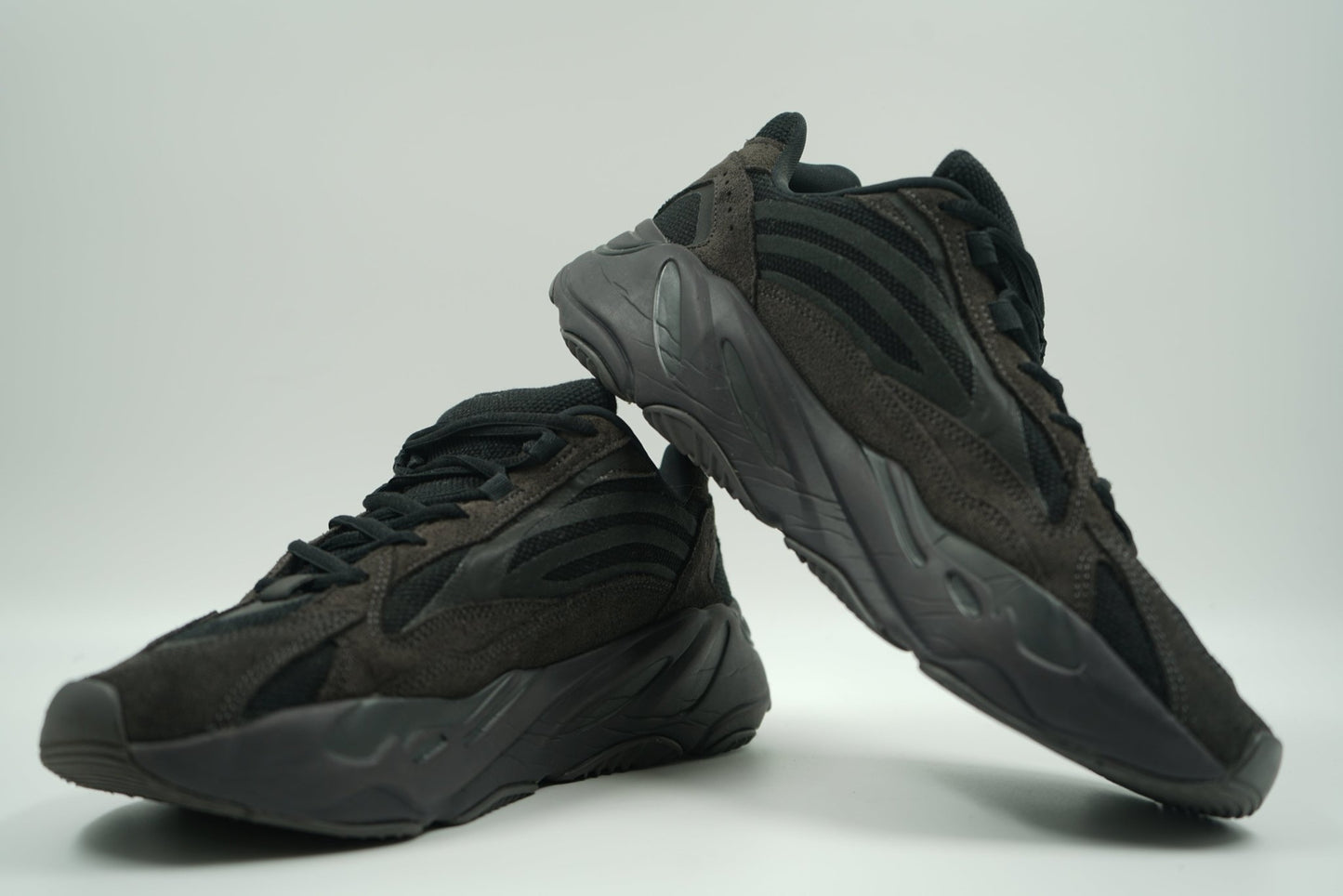 Yeezy 700 Vanta - Yeezy - SecondPlace