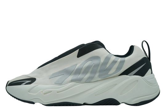 Yeezy Boost 700 MNVN Laceless Analog - Adidas - SecondPlace