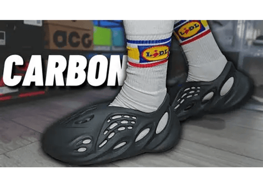 Yeezy Foam Runner Carbon - Yeezy - SecondPlace