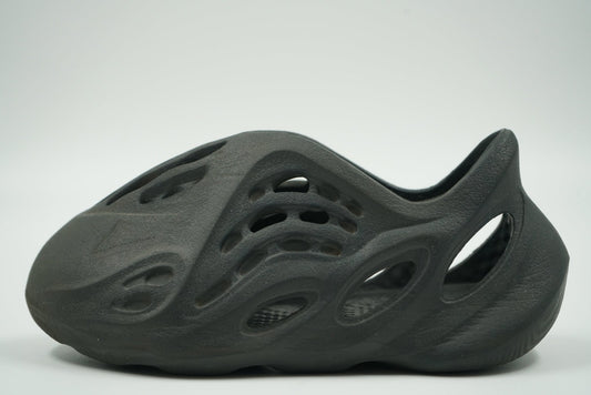 Yeezy Foam Runner Onyx - Yeezy - SecondPlace