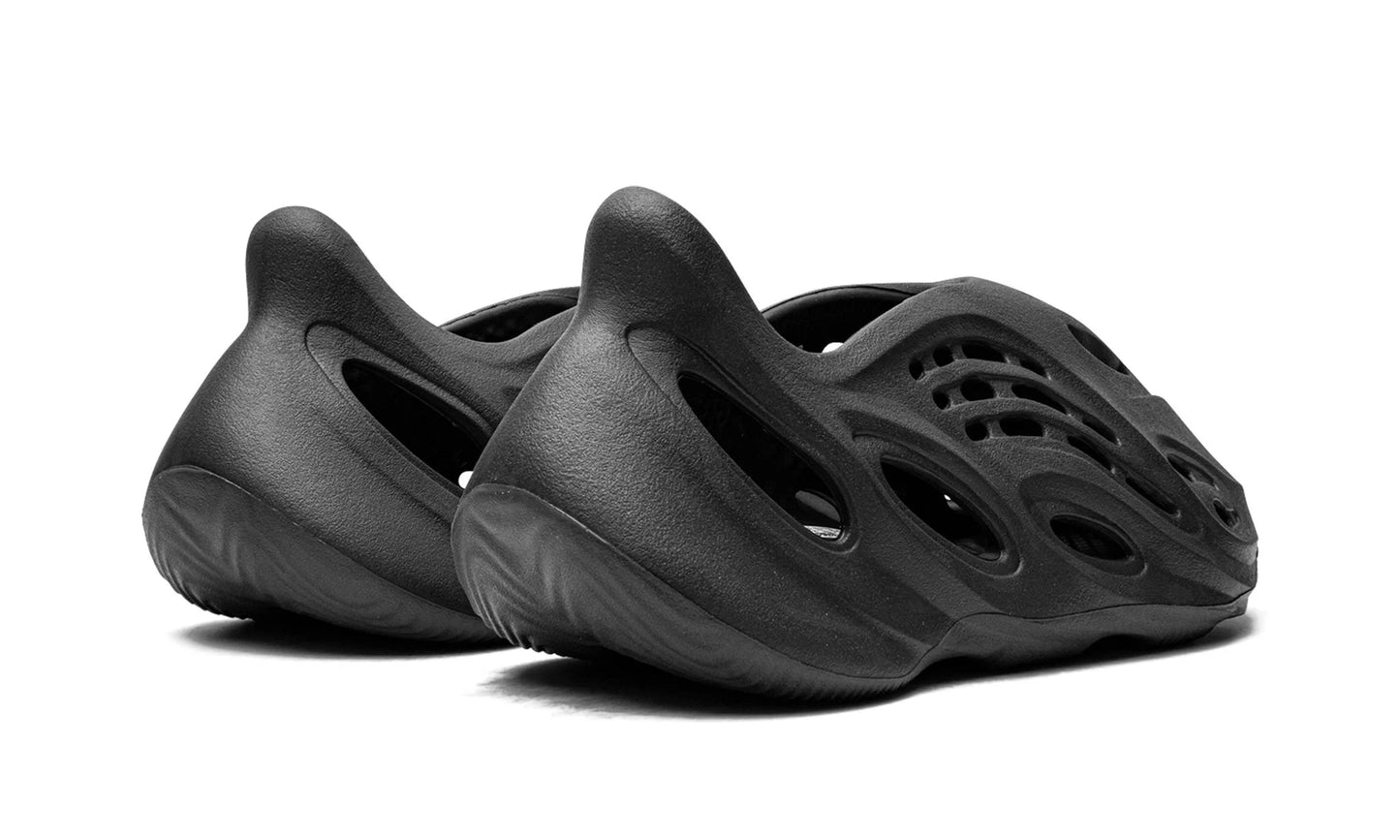 Yeezy Foam Runner Onyx - Yeezy - SecondPlace