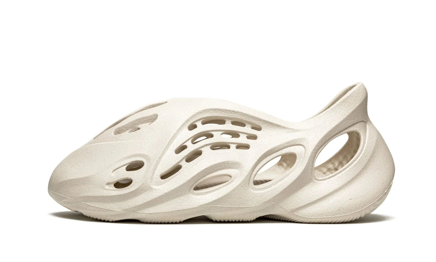 Yeezy Foam Runner Sand - Yeezy - SecondPlace