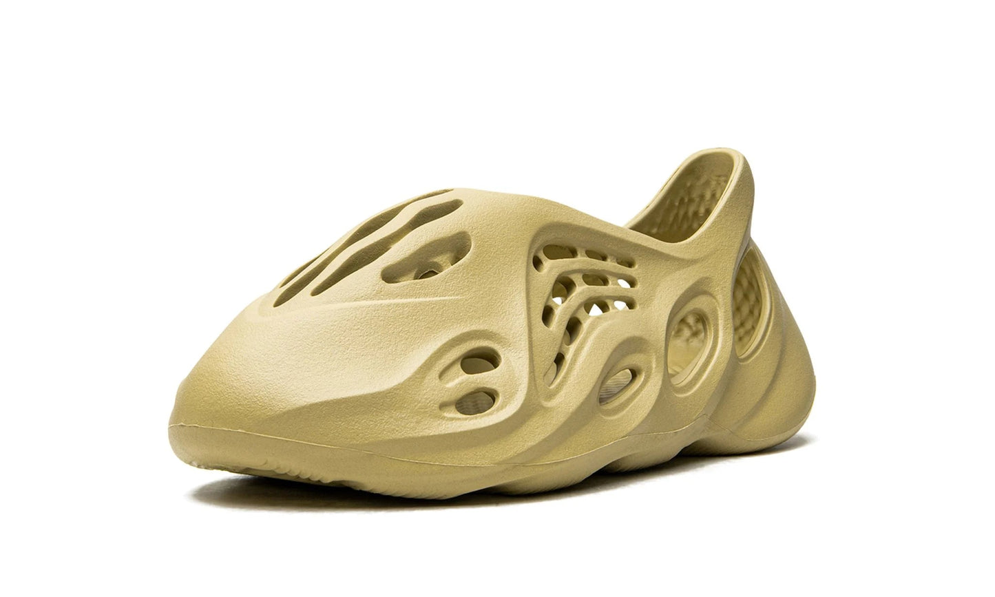 Yeezy Foam Runner Sulfur - Yeezy - SecondPlace