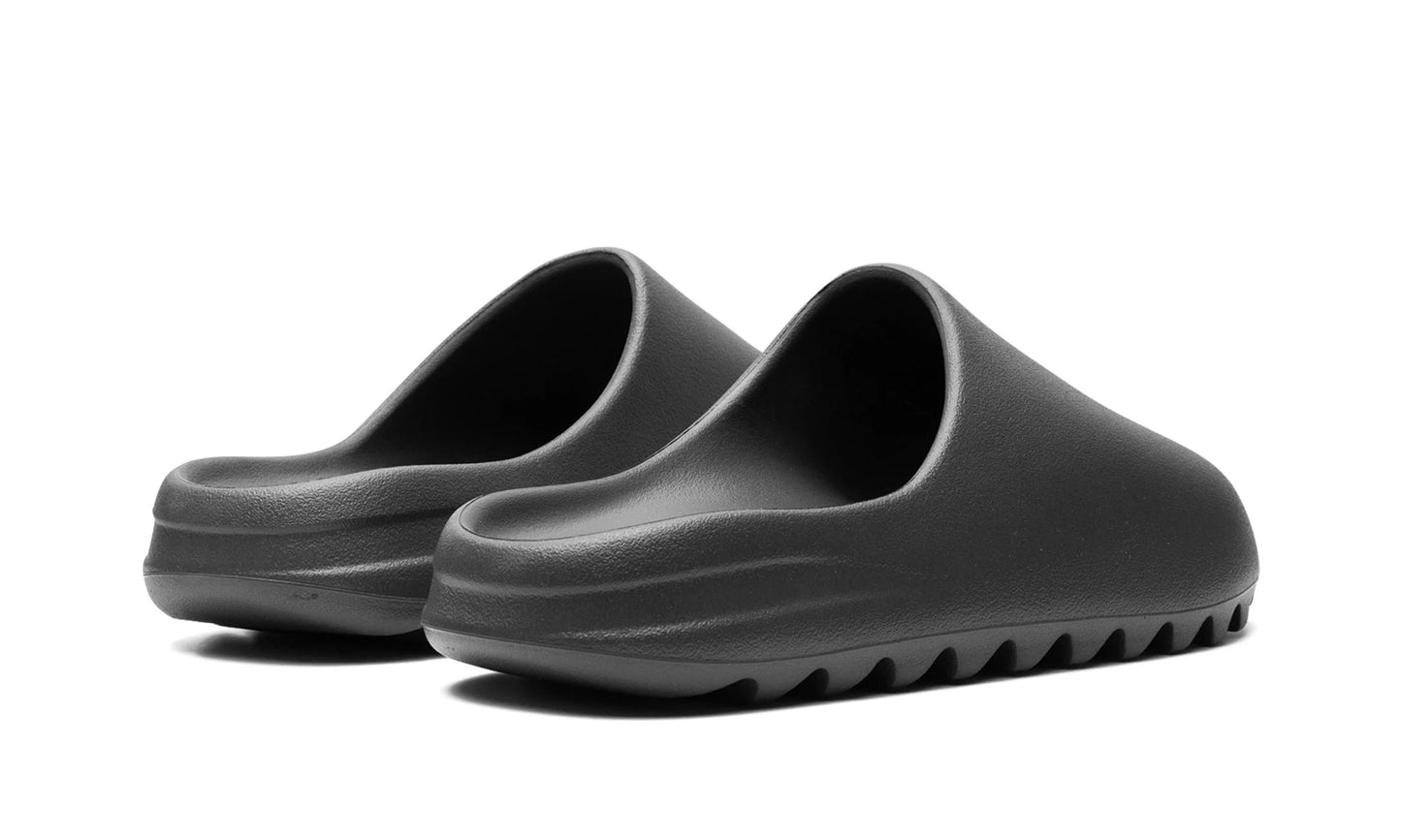Yeezy Slides Dark Onyx – SecondPlace