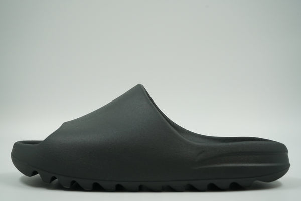 Yeezy Slides Onyx