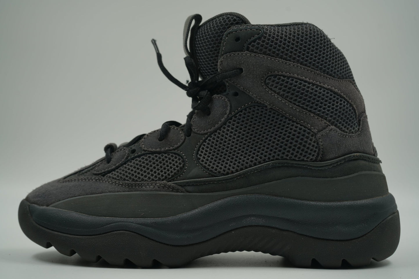 Yeezy Suede Desert Boot Season 6 Graphite - Yeezy - SecondPlace